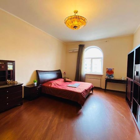Apartament Amazing View Of Independence Square Kijów Zewnętrze zdjęcie