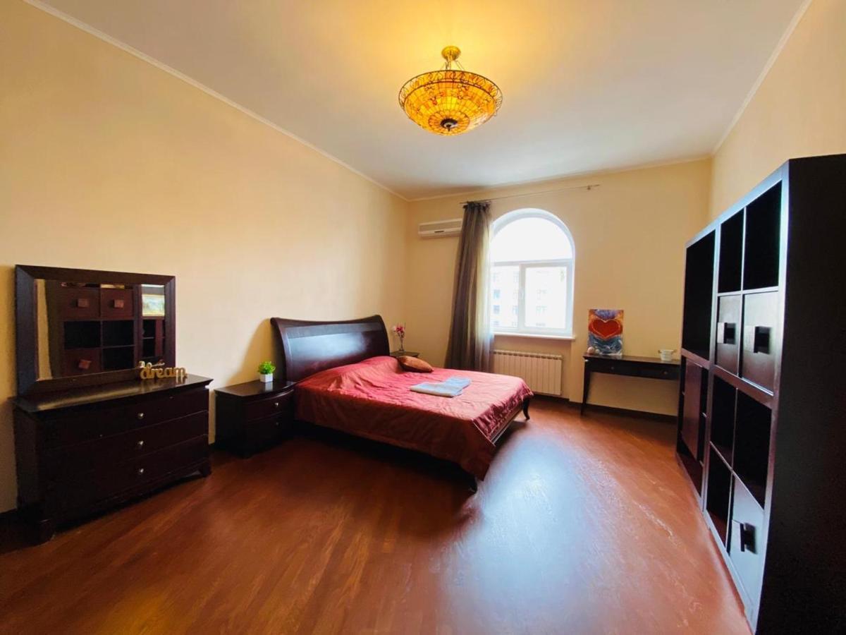 Apartament Amazing View Of Independence Square Kijów Zewnętrze zdjęcie