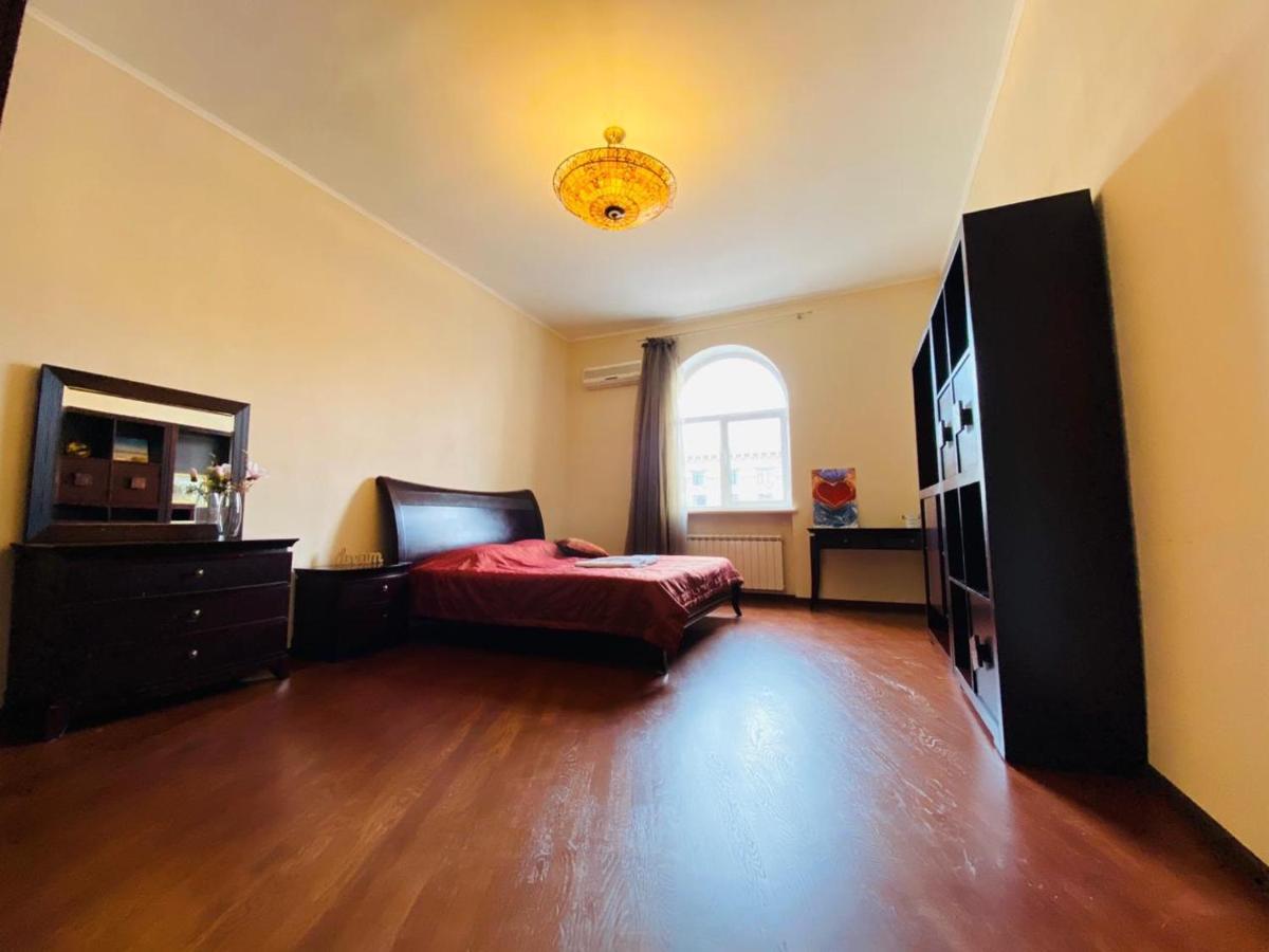 Apartament Amazing View Of Independence Square Kijów Zewnętrze zdjęcie